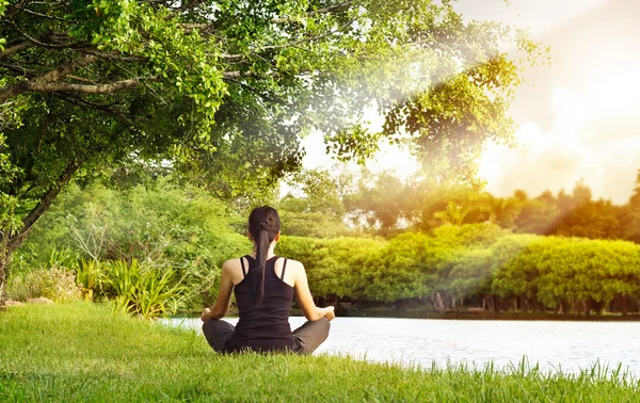 Meditazione nel parco - Sahaja Yoga